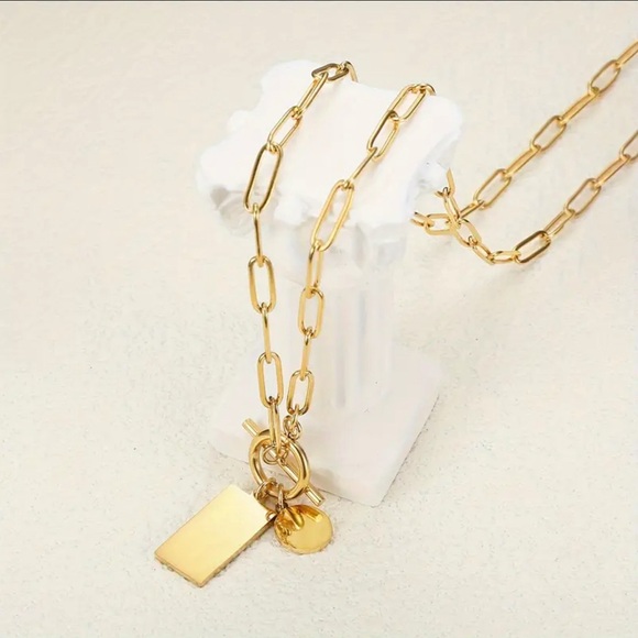 A Brand Called California Jewelry - 18k gold plated necklace modern elegant boho chain pendent classic style